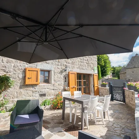 Au P'tit Bonheur D'aubrac 5/7 Personnes Saint-Laurent-de-Muret