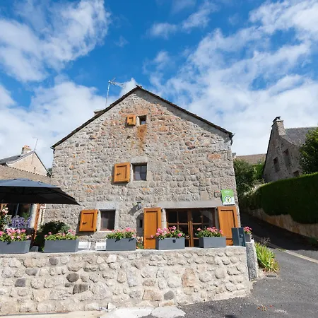 Au P'tit Bonheur D'aubrac 5/7 Personnes Saint-Laurent-de-Muret